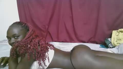 lora_amor online show from 09.25.25