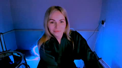 Lora online show from 04.09.26