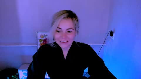 Lora online show from 05.25.26
