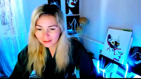 Lora online show from 07.13.26