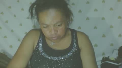 Snapshot of lorahvane chatting on 04.28.26 LorahVane online show from 04.28.26