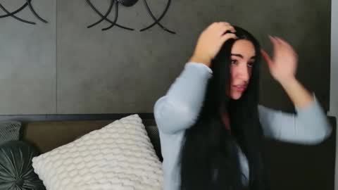 Miss online show from 11.30.25