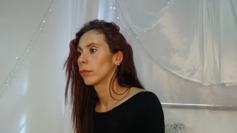 Snapshot of loren_queen_ chatting on 07.01.26 Loren online show from 07.01.26