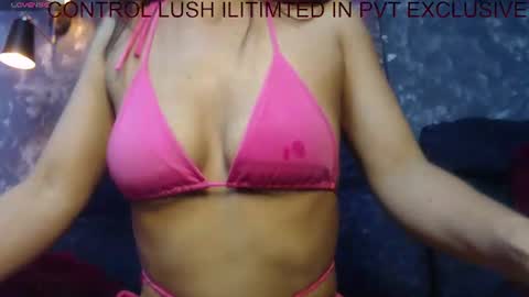 Snapshot of loren_queen_ chatting on 07.18.26 Loren online show from 07.18.26