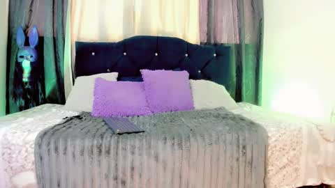 lesly lorena online show from 04.01.26