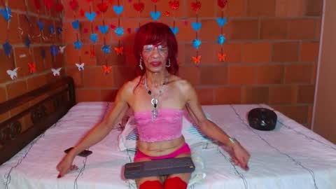 Lorena Capelli online show from 09.29.25