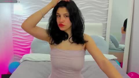 Snapshot of lorendi chatting on 02.24.26 Loren online show from 02.24.26