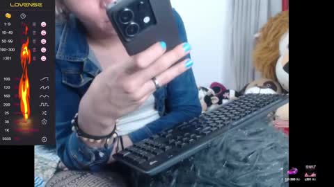 Snapshot of lorenitha_20 chatting on 02.05.25 lorenitha online show from 02.05.25