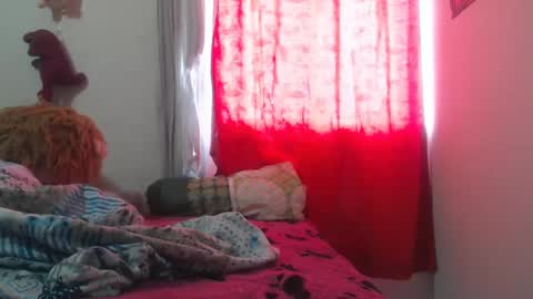 Snapshot of lorenitha_20 chatting on 10.12.25 lorenitha online show from 10.12.25