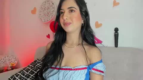 Snapshot of lorens_martin chatting on 02.19.25 L O R E N online show from 02.19.25