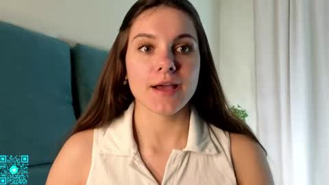 Snapshot of lorettadunnelli chatting on 03.29.26 Chloe for Fan BlackHole online show from 03.29.26