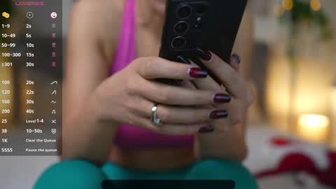 LoretteLorena online show from 12.23.24