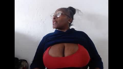 loretybighot online show from 02.05.25