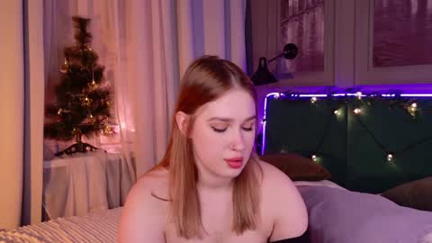 Snapshot of lori_mason chatting on 12.21.24 Lori online show from 12.21.24