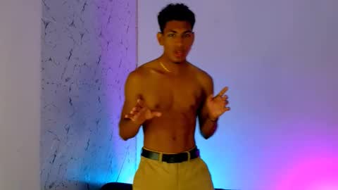 Lorian Vikel  online show from 03.14.26