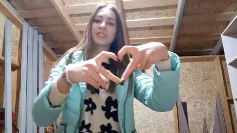 Snapshot of lorieherrara chatting on 11.13.25 Stella online show from 11.13.25