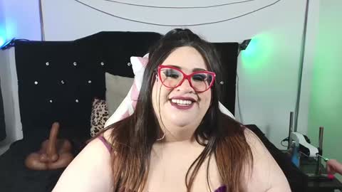 loriscohen3 online show from 01.14.25