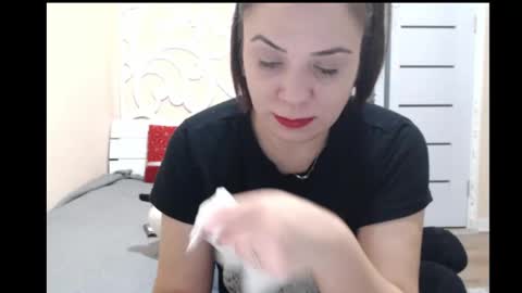 LorraGrey online show from 12.21.24