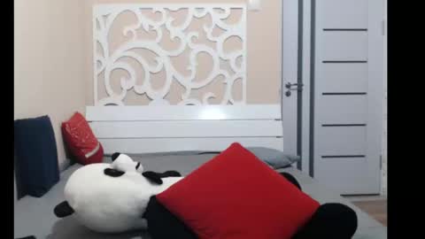 LorraGrey online show from 01.12.25