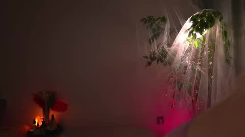 Snapshot of lorrie_love_story chatting on 09.30.25 Lorrie online show from 09.30.25