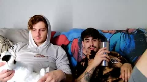 Snapshot of losrompecamera chatting on 11.13.25 LosRompeCamera online show from 11.13.25