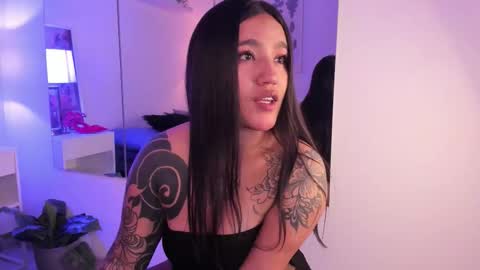 lottie_fox online show from 02.26.26