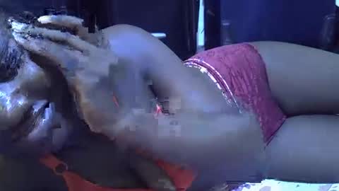 lotty_lavilla online show from 10.25.25