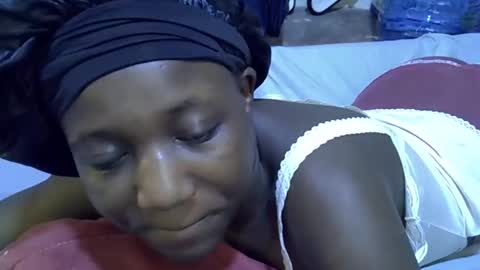 lotty_lavilla online show from 12.02.25