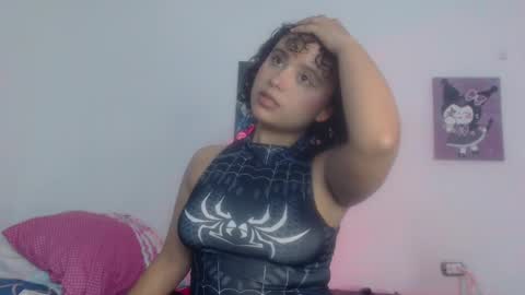 Snapshot of lou_cuteee chatting on 02.16.25 lou_cuteee online show from 02.16.25