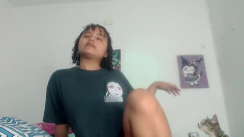 Snapshot of lou_cuteee chatting on 02.25.25 lou_cuteee online show from 02.25.25