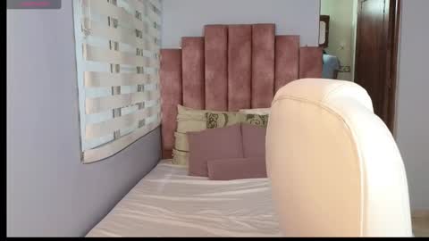  Lou Rosse  online show from 02.06.25