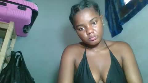 Snapshot of louane98 chatting on 02.20.26 louane98 online show from 02.20.26