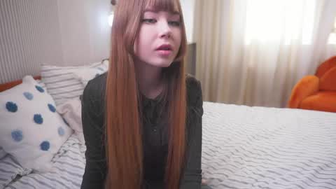 Snapshot of louettakarn chatting on 04.15.26 Sade online show from 04.15.26