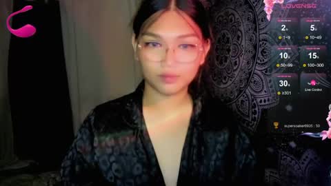 Snapshot of louheart chatting on 05.29.26 Sweet online show from 05.29.26
