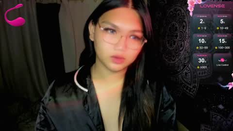 Snapshot of louheart chatting on 06.07.26 Sweet online show from 06.07.26