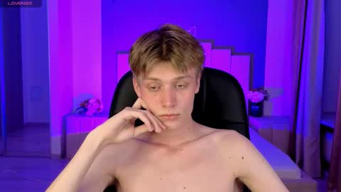 louie_evans online show from 09.15.25