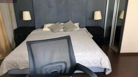 louie_evans online show from 09.21.25