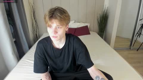 louie_evans online show from 12.21.25