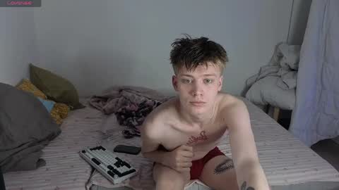 Snapshot of louie_evans chatting on 04.26.26 louie_evans online show from 04.26.26