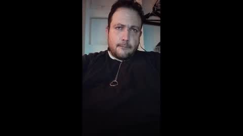 Snapshot of louinv chatting on 09.23.25 louinv online show from 09.23.25