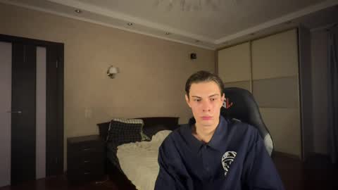 Mark online show from 02.21.25