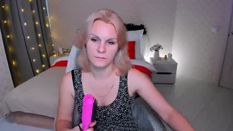 Louisa online show from 12.30.24