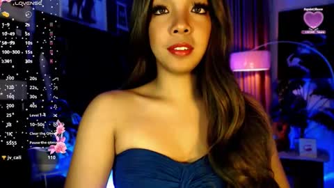 Louisa online show from 10.02.25