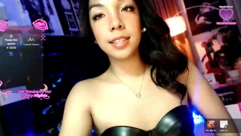Snapshot of louisassy chatting on 04.21.26 Louisa online show from 04.21.26