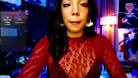 Snapshot of louisassy chatting on 05.25.26 Louisa online show from 05.25.26