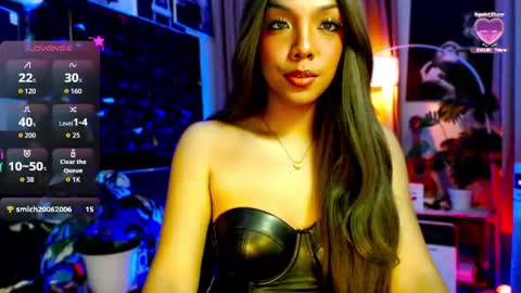 Snapshot of louisassy chatting on 06.22.26 Louisa online show from 06.22.26