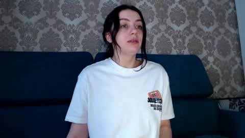 Snapshot of louise_phlox chatting on 02.26.25 Louise online show from 02.26.25