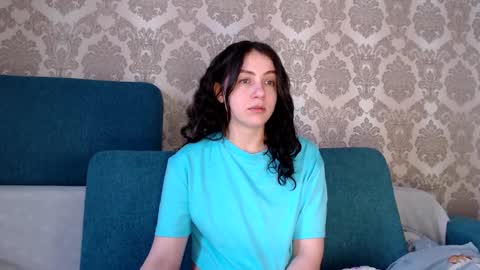 Snapshot of louise_phlox chatting on 03.05.25 Louise online show from 03.05.25