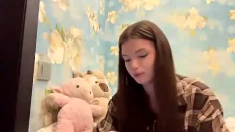 Snapshot of louismapes chatting on 06.18.26 Sasha online show from 06.18.26