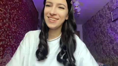 Snapshot of lourabesner chatting on 05.22.26 Lora online show from 05.22.26